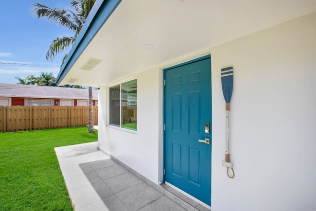 1850 SW 24th St in Fort Lauderdale, FL - Building Photo - Building Photo