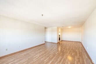 95 Audubon Rd, Unit 810 in Wakefield, MA - Building Photo - Building Photo