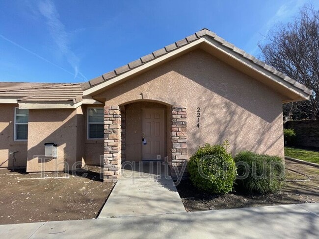 property at 2214 N Vickie St