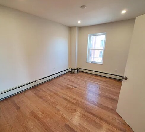 30 Greenwich St, Unit 9 in Boston, MA - Foto de edificio - Building Photo