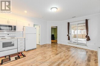 1566 Lisbon St in Ottawa, ON - Building Photo - Building Photo