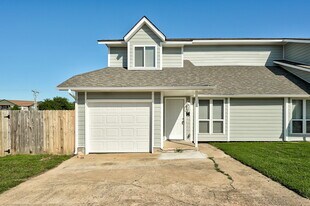 727 Vicksburg Ave in Norman, OK - Building Photo