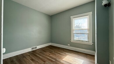 771 Amherst St, Unit 2 in Buffalo, NY - Foto de edificio - Building Photo