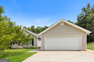 2737 Glendale Dr in Gainesville, GA - Building Photo