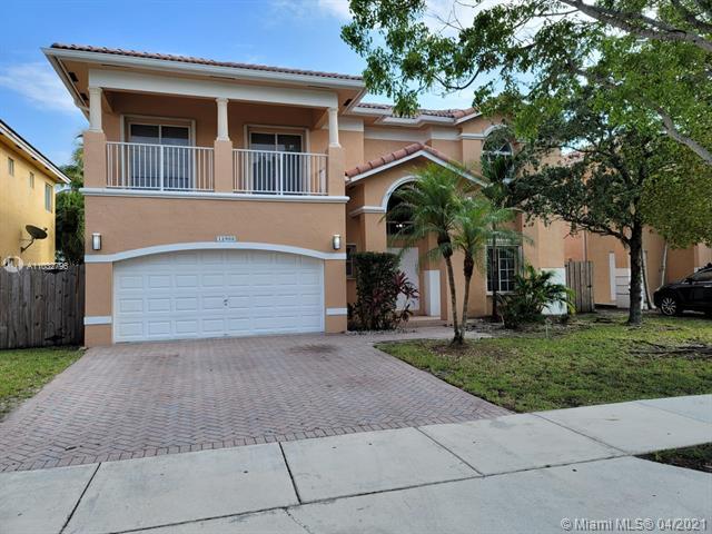 12900 SW 136th Ter in Miami, FL - Building Photo