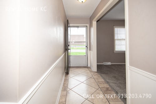 11314 W 74th Terrace in Shawnee, KS - Building Photo - Building Photo