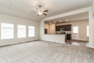 6562 Crosswood Ln in Dallas, TX - Building Photo - Building Photo