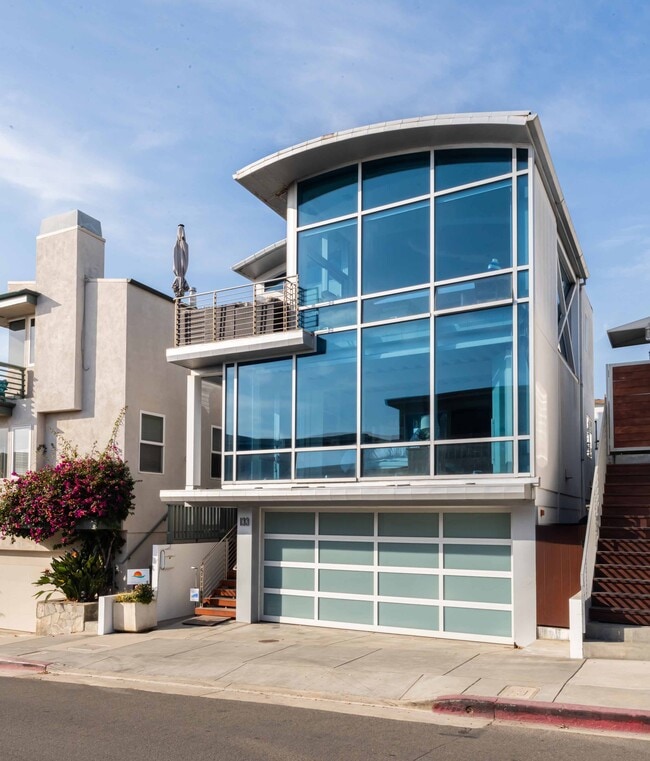 133 15th St in Manhattan Beach, CA - Building Photo - Building Photo