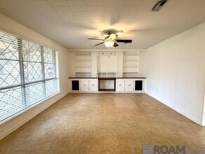 43063 Black Bayou Rd in Gonzales, LA - Building Photo - Building Photo