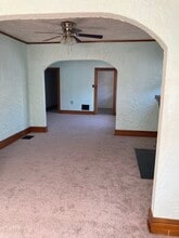 3821 Wayne Ave, Unit 4 in Dayton, OH - Building Photo - Building Photo