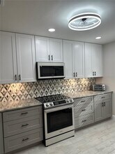 19029 US Hwy 19 N in Clearwater, FL - Building Photo - Building Photo