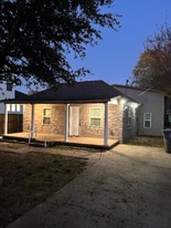 1388 Hartsdale Dr in Dallas, TX - Building Photo