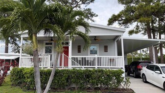 4219 Royal Manor Blvd in Boynton Beach, FL - Building Photo