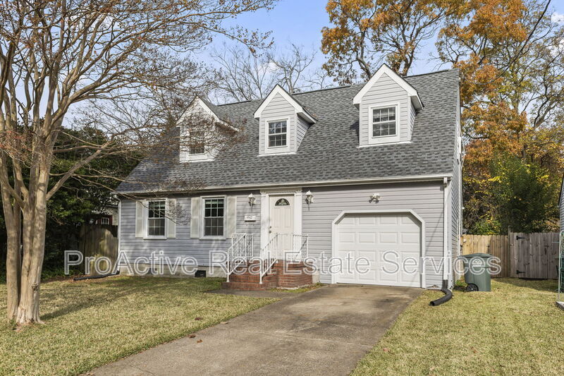 442 New Jersey Ave in Norfolk, VA - Building Photo