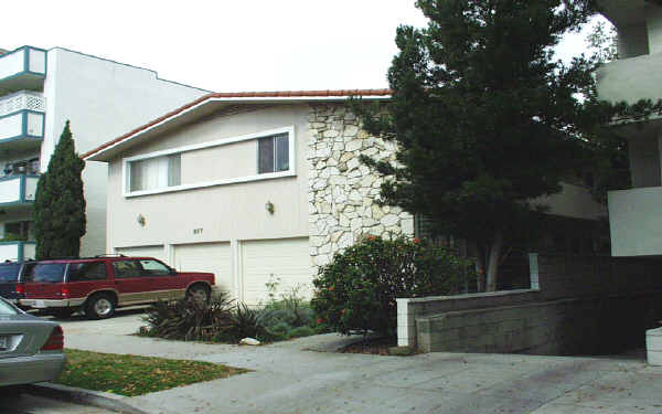 827 3rd St in Santa Monica, CA - Building Photo