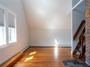 11 Atlantic St in Newport, RI - Building Photo - Building Photo