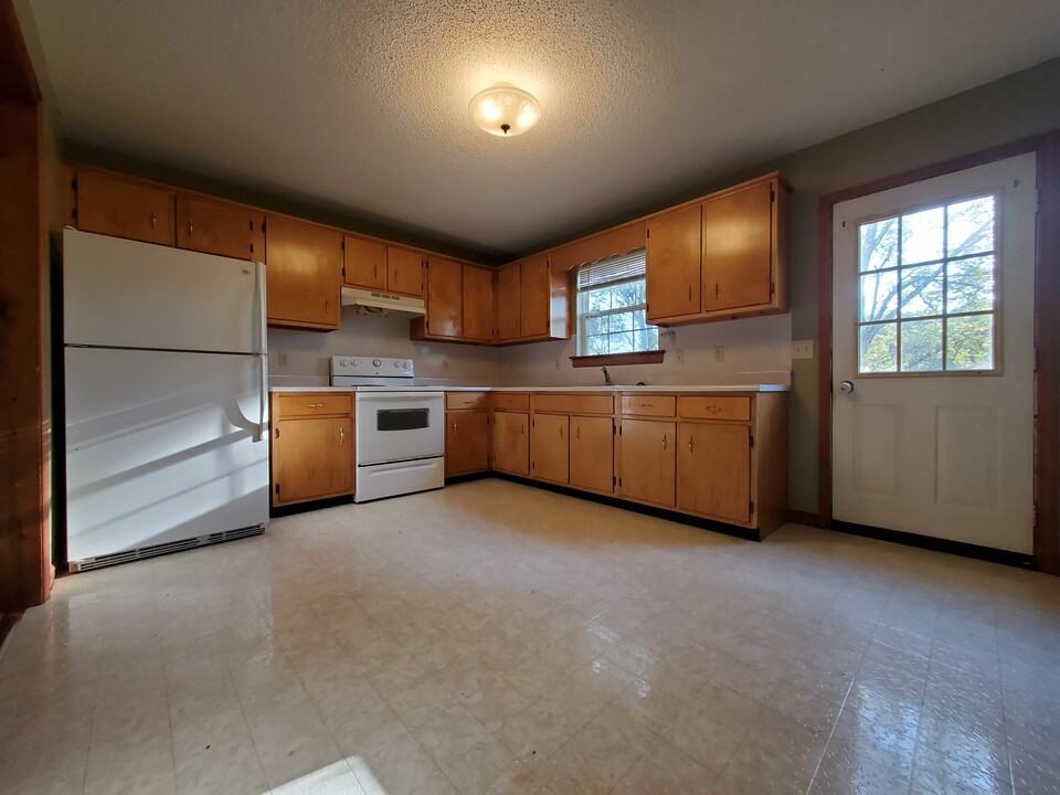 127-B Brendalene Lane in Jasper, TN - Building Photo