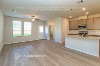 10926 Heliosphere Wy in Conroe, TX - Building Photo - Building Photo