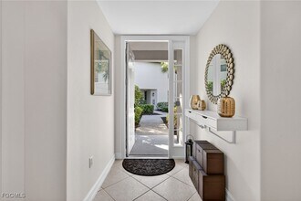 2001 Tarpon Bay Dr N in Naples, FL - Building Photo - Building Photo