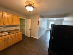 1297 Elm St in Manchester, NH - Building Photo - Building Photo