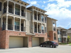 Le Rivage in Bossier City, LA - Building Photo - Building Photo