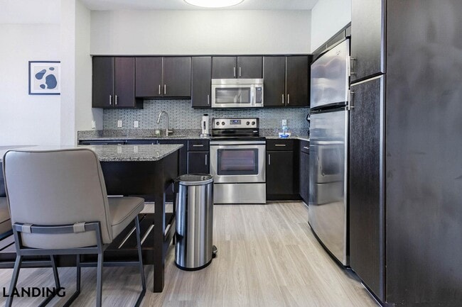 11575 City Hall Promenade, Unit 3-505 in Miramar, FL - Foto de edificio - Building Photo