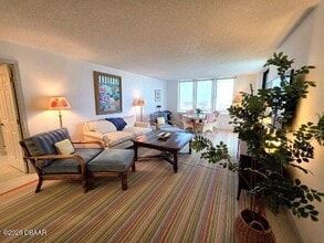 3043 S Atlantic Ave in Daytona Beach Shores, FL - Building Photo - Building Photo