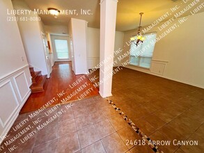 24618 Arrow Canyon in San Antonio, TX - Building Photo - Building Photo