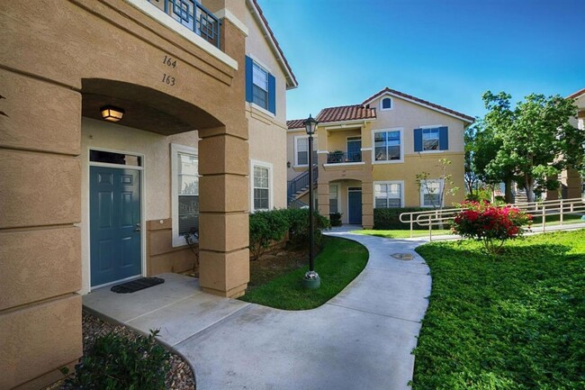 12575 Ruette Alliante in San Diego, CA - Building Photo - Building Photo