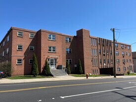 32 Cook Ave in Meriden, CT - Building Photo