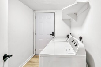 2036 SW 69th Dr in Gainesville, FL - Building Photo - Building Photo