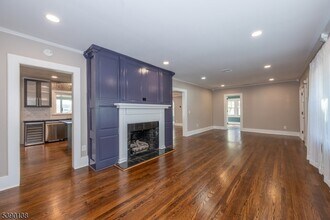 69 Fairview Ave in Verona, NJ - Foto de edificio - Building Photo