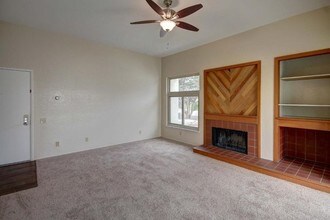 2402 N Main St in Salinas, CA - Building Photo - Building Photo