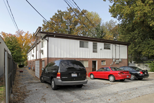 10 N Douglas Ave in Belleville, IL - Building Photo - Building Photo