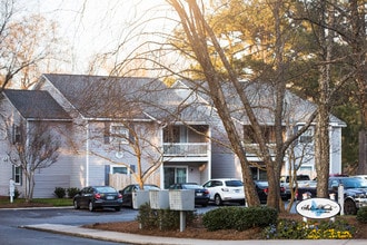 Ashton Woods at East Carolina in Greenville, NC - Foto de edificio - Building Photo