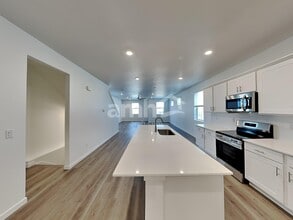 26143 E Calhoun Pl in Aurora, CO - Building Photo - Building Photo