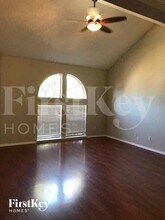 5902 Silverpoint Ct in Arlington, TX - Building Photo - Building Photo