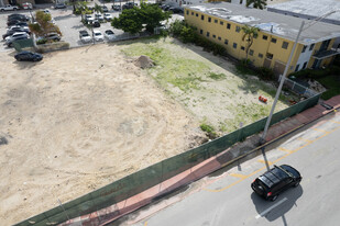 6985 Abbott Ave in Miami Beach, FL - Building Photo - Building Photo