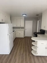 22718 Zaballos Ct in Hayward, CA - Building Photo - Building Photo