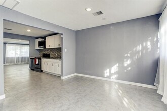 9005 Cheer St in Houston, TX - Building Photo - Building Photo