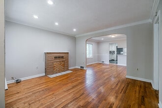 18693 Poinciana in Redford Township, MI - Building Photo - Building Photo