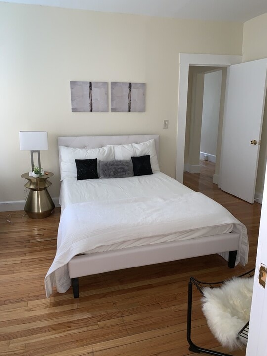 27 Forest St, Unit 1 in Cambridge, MA - Building Photo