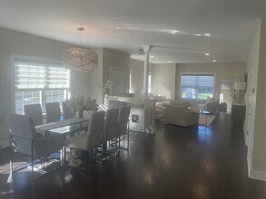 1529 Paxton Ln in Monroe Township, NJ - Building Photo - Building Photo