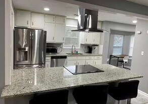 8672 Prather Dr in Jonesboro, GA - Building Photo