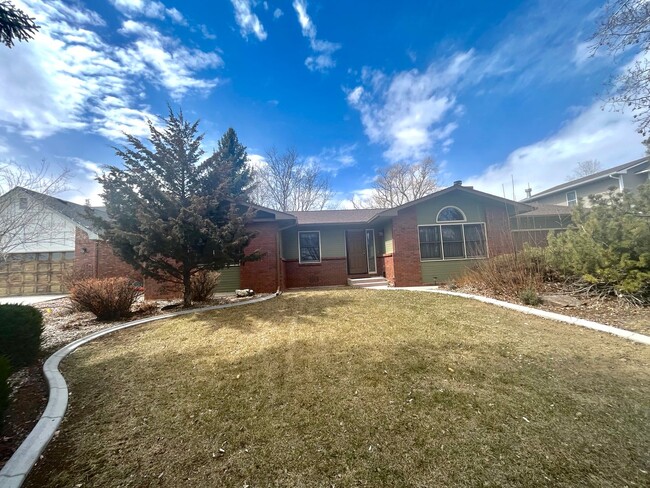 5507 Janna Dr in Loveland, CO - Building Photo - Building Photo