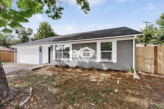 4608 Willow Elm Ct in Arlington, TX - Building Photo - Building Photo