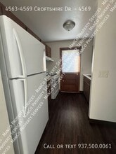 4563-4569 Croftshire Dr in Kettering, OH - Foto de edificio - Building Photo