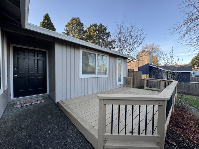 9775 SW Robbins Dr in Beaverton, OR - Foto de edificio - Building Photo