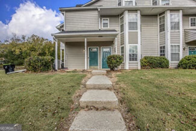 9432 Cypress Ln in Jonesboro, GA - Building Photo - Building Photo