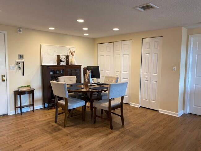 8 9th St, Unit 605 in Medford, MA - Building Photo - Building Photo